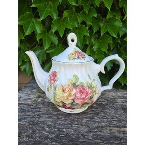 Graces Teaware 4-Cup Pink & Yellow Rose Teapot With Gold Trim Porcelain Floral